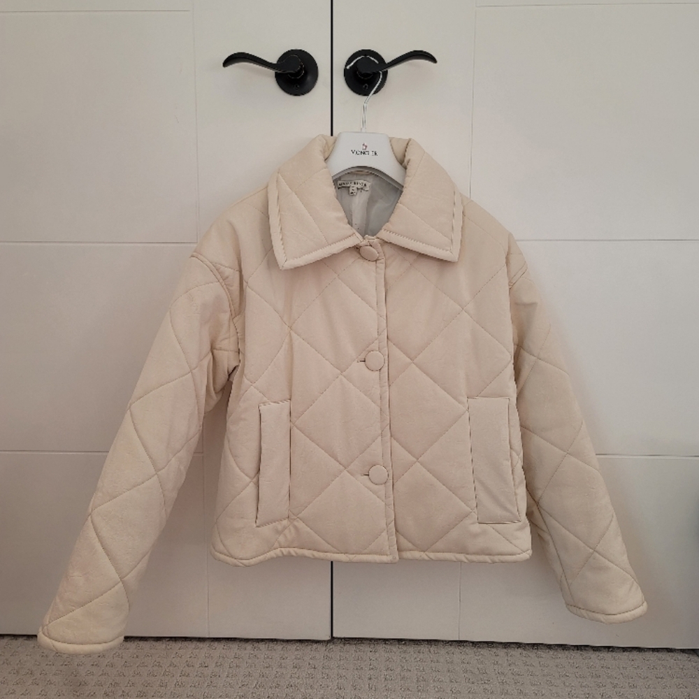 Moon river Beige Quilted Jacket